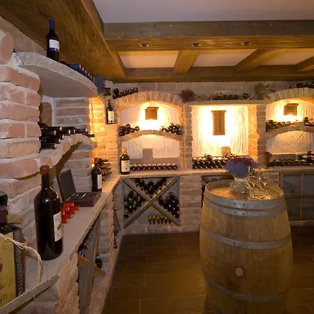 Hotel Tschirgantblick 4*