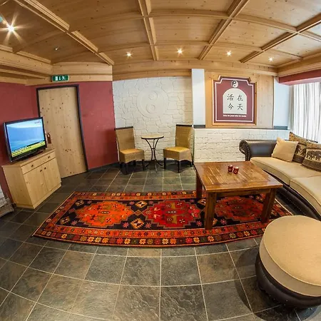 Tschirgantblick Hotel 4*